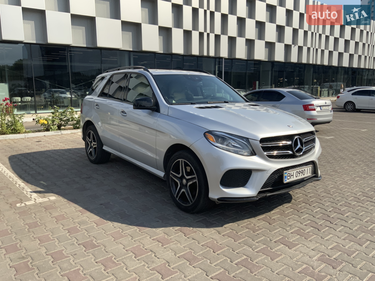 2016 Mercedes-Benz GLE - мініатюра 18