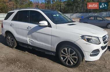 Внедорожник / Кроссовер Mercedes-Benz GLE-Class 2016 в 