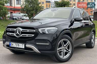Внедорожник / Кроссовер Mercedes-Benz GLE-Class 2019 в 