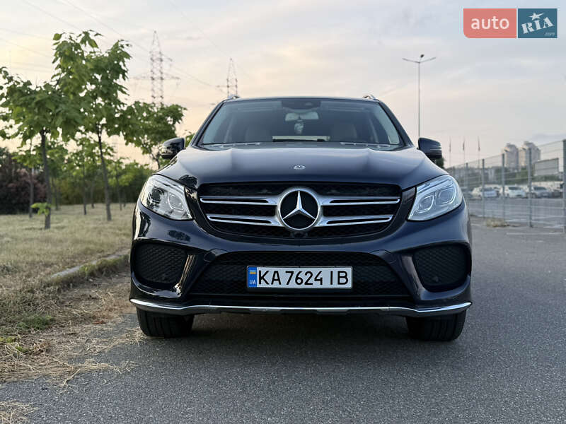 Mercedes-Benz GLE-Class 2015 Mercedes-Benz GLE-Class 2015