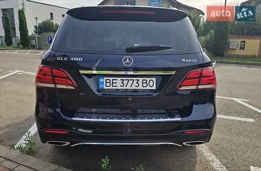 Позашляховик / Кросовер Mercedes-Benz GLE-Class 2016 в 