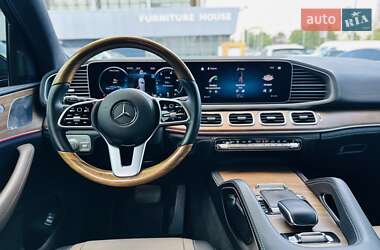 Внедорожник / Кроссовер Mercedes-Benz GLE-Class 2019 в 