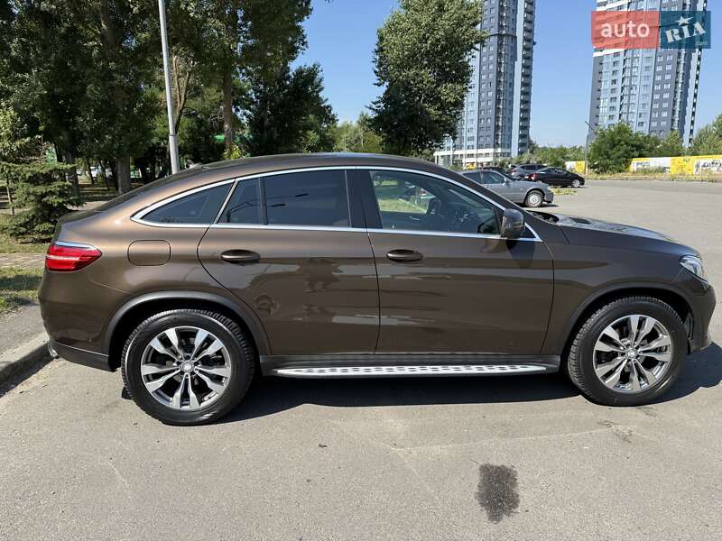 Внедорожник / Кроссовер Mercedes-Benz GLE-Class 2016 в Киеве