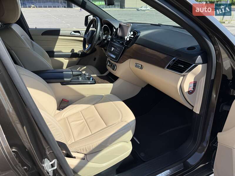 Внедорожник / Кроссовер Mercedes-Benz GLE-Class 2016 в Киеве