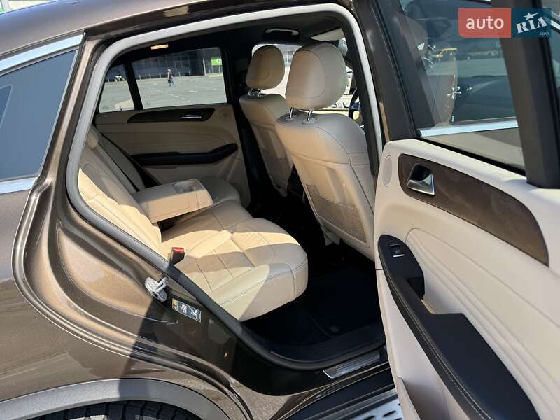 Внедорожник / Кроссовер Mercedes-Benz GLE-Class 2016 в Киеве