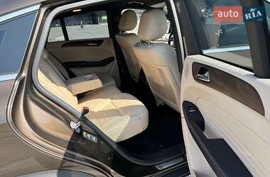 Внедорожник / Кроссовер Mercedes-Benz GLE-Class 2016 в 
