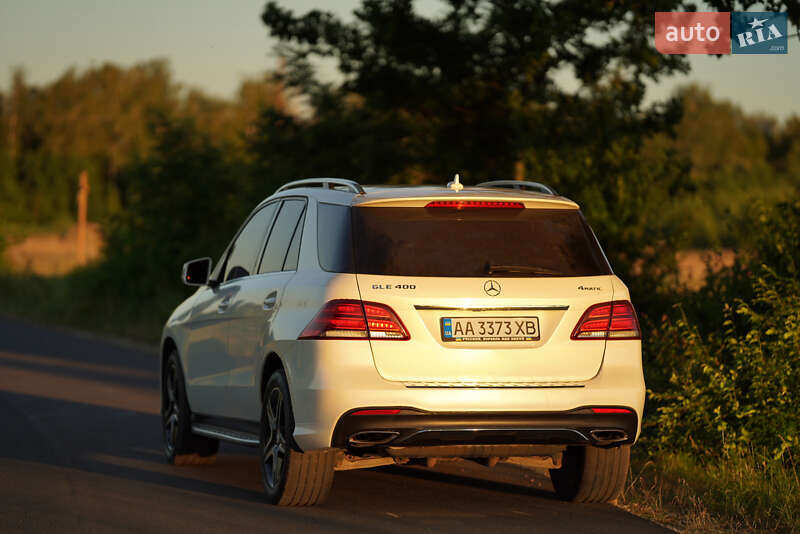 Внедорожник / Кроссовер Mercedes-Benz GLE-Class 2016 в Луцке