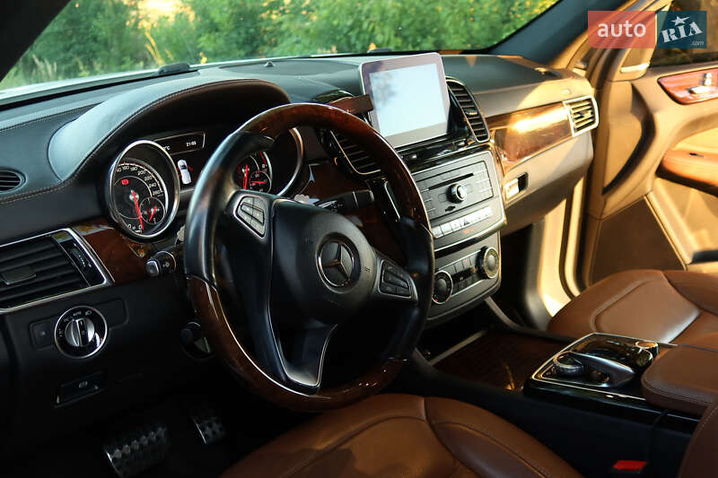Внедорожник / Кроссовер Mercedes-Benz GLE-Class 2016 в Луцке