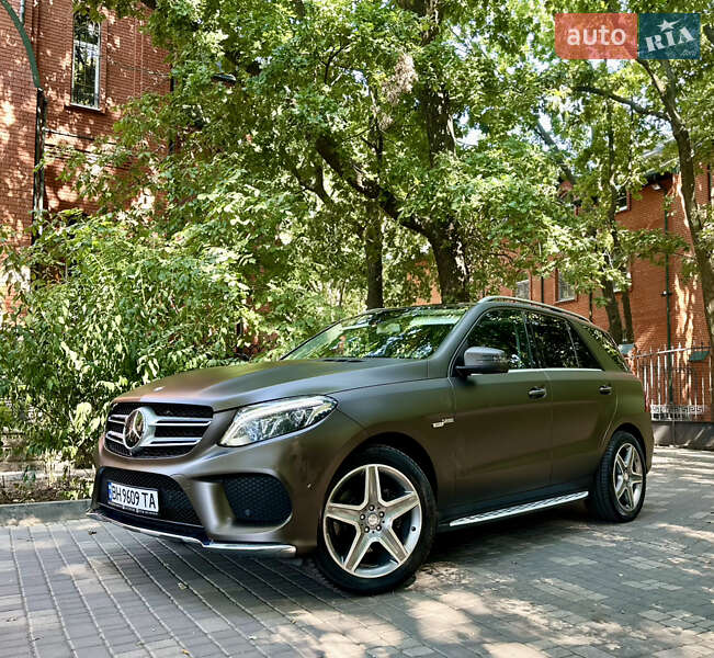 Внедорожник / Кроссовер Mercedes-Benz GLE-Class 2015 в Одессе