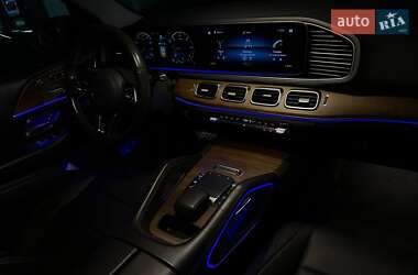 Внедорожник / Кроссовер Mercedes-Benz GLE-Class 2019 в 