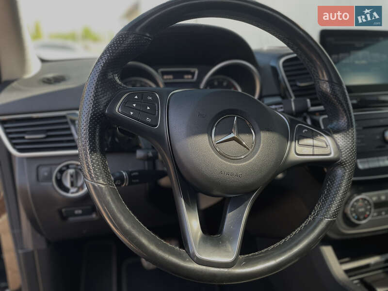 Позашляховик / Кросовер Mercedes-Benz GLE-Class 2016 в Києві