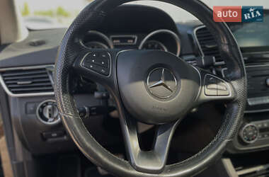 Внедорожник / Кроссовер Mercedes-Benz GLE-Class 2016 в 
