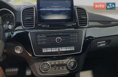 Внедорожник / Кроссовер Mercedes-Benz GLE-Class 2016 в 