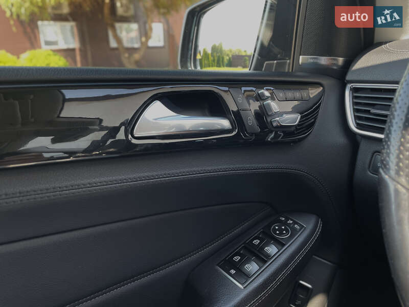 Позашляховик / Кросовер Mercedes-Benz GLE-Class 2016 в Києві