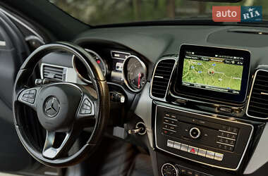Внедорожник / Кроссовер Mercedes-Benz GLE-Class 2016 в 