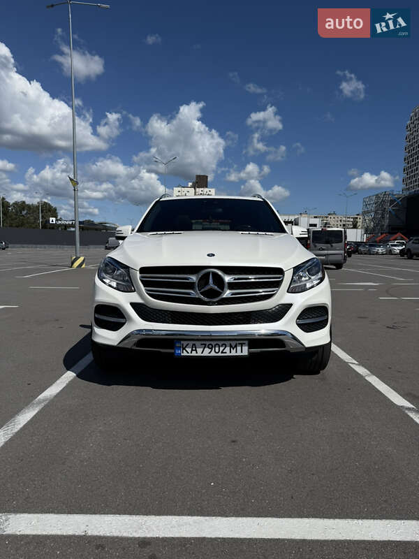 Внедорожник / Кроссовер Mercedes-Benz GLE-Class 2016 в Киеве