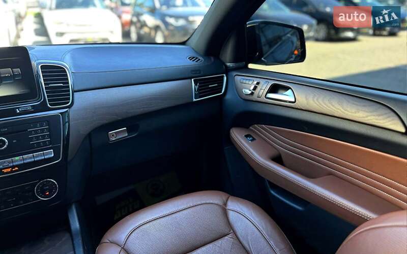 Внедорожник / Кроссовер Mercedes-Benz GLE-Class 2017 в Ивано-Франковске