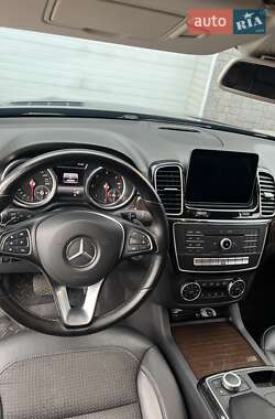 Внедорожник / Кроссовер Mercedes-Benz GLE-Class 2017 в 