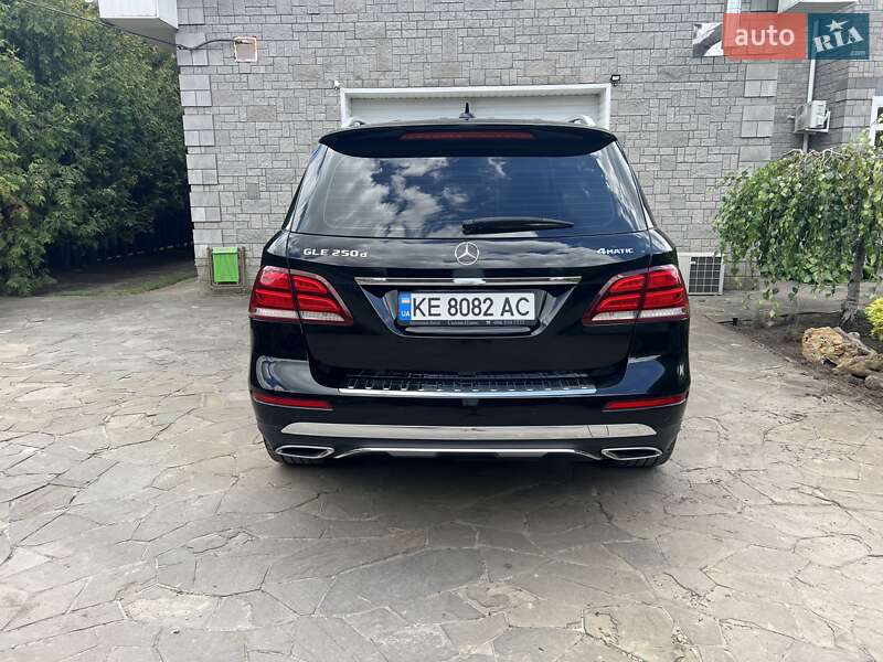 Внедорожник / Кроссовер Mercedes-Benz GLE-Class 2017 в Днепре