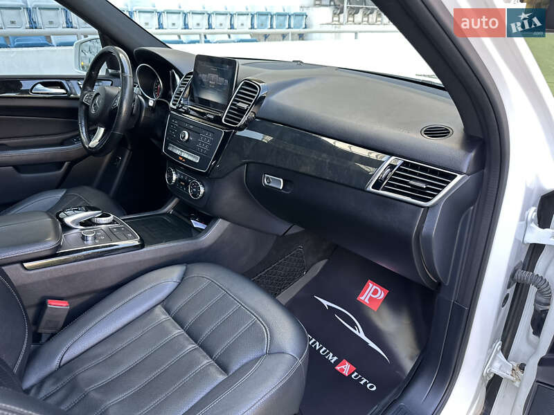 Внедорожник / Кроссовер Mercedes-Benz GLE-Class 2016 в Одессе фото 66 Внедорожник / Кроссовер Mercedes-Benz GLE-Class 2016 в Одессе