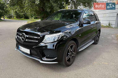 Внедорожник / Кроссовер Mercedes-Benz GLE-Class 2017 в 