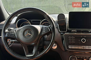 Внедорожник / Кроссовер Mercedes-Benz GLE-Class 2017 в 