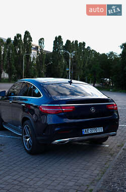 Внедорожник / Кроссовер Mercedes-Benz GLE-Class 2017 в 
