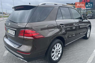 Внедорожник / Кроссовер Mercedes-Benz GLE-Class 2017 в 