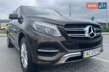 Внедорожник / Кроссовер Mercedes-Benz GLE-Class 2017 в 