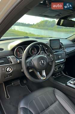 Внедорожник / Кроссовер Mercedes-Benz GLE-Class 2016 в 