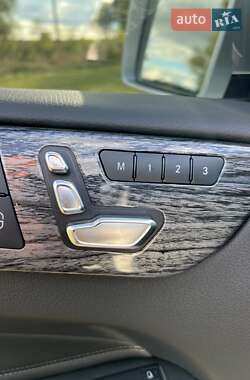 Внедорожник / Кроссовер Mercedes-Benz GLE-Class 2016 в 