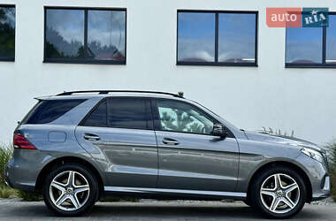 Внедорожник / Кроссовер Mercedes-Benz GLE-Class 2017 в 