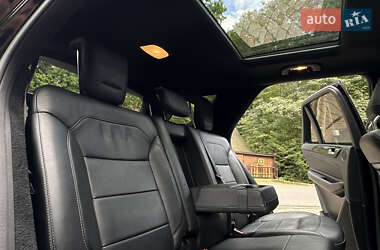 Внедорожник / Кроссовер Mercedes-Benz GLE-Class 2016 в 