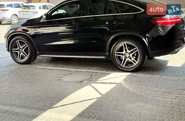 Позашляховик / Кросовер Mercedes-Benz GLE-Class 2015 в  фото 5 Позашляховик / Кросовер Mercedes-Benz GLE-Class 2015 в