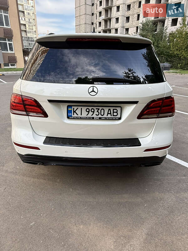 Внедорожник / Кроссовер Mercedes-Benz GLE-Class 2016 в Киеве