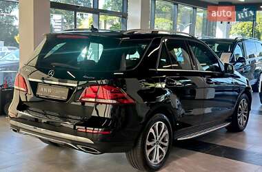 Внедорожник / Кроссовер Mercedes-Benz GLE-Class 2017 в 