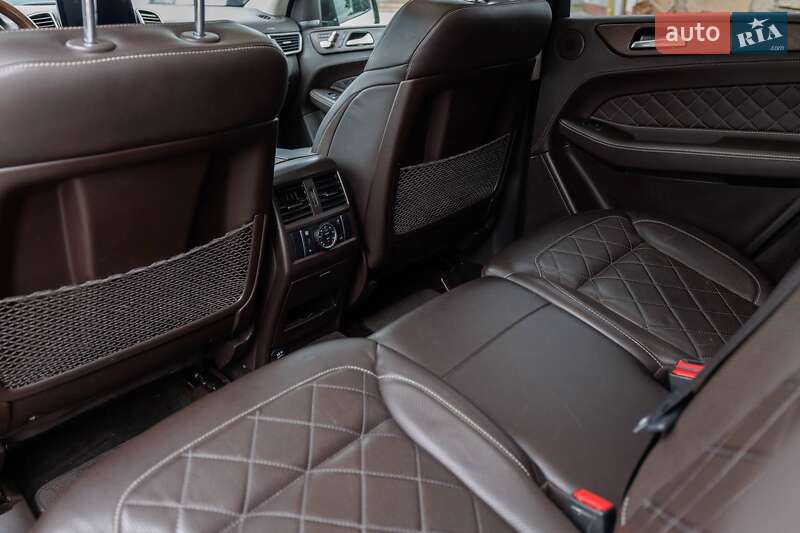 Внедорожник / Кроссовер Mercedes-Benz GLE-Class 2016 в Брошневе