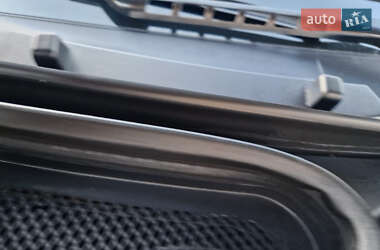 Внедорожник / Кроссовер Mercedes-Benz GLE-Class 2017 в 
