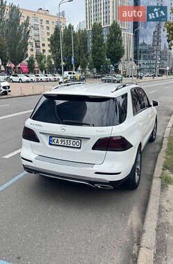 Внедорожник / Кроссовер Mercedes-Benz GLE-Class 2016 в 