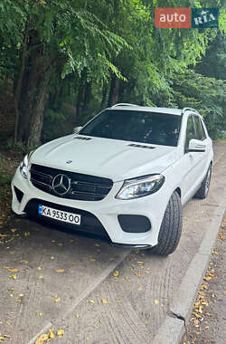 Внедорожник / Кроссовер Mercedes-Benz GLE-Class 2016 в 