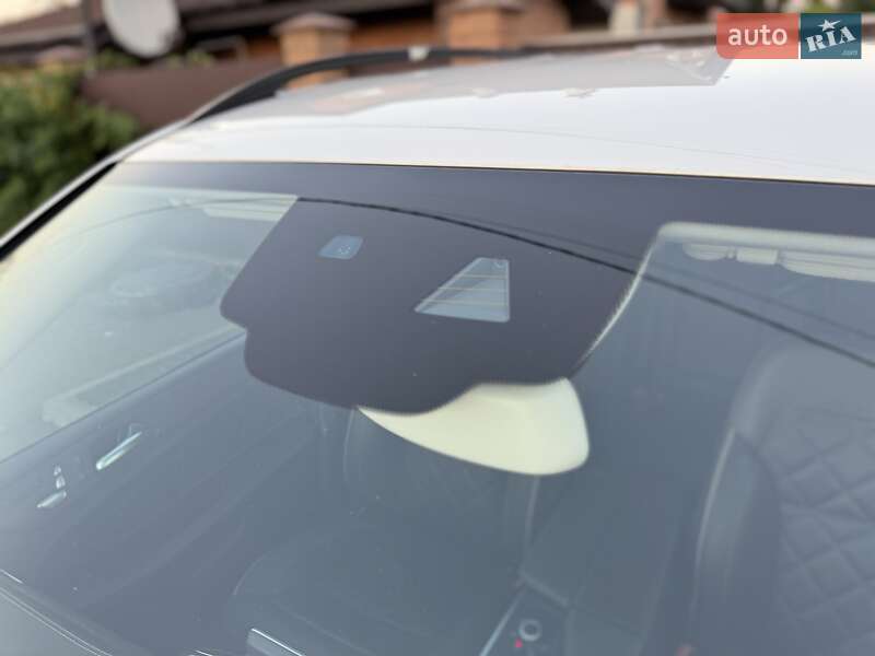 Позашляховик / Кросовер Mercedes-Benz GLE-Class 2017 в Києві фото 23 Позашляховик / Кросовер Mercedes-Benz GLE-Class 2017 в Києві