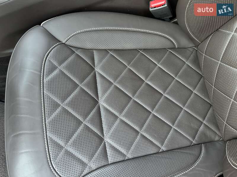 Позашляховик / Кросовер Mercedes-Benz GLE-Class 2017 в Києві фото 38 Позашляховик / Кросовер Mercedes-Benz GLE-Class 2017 в Києві