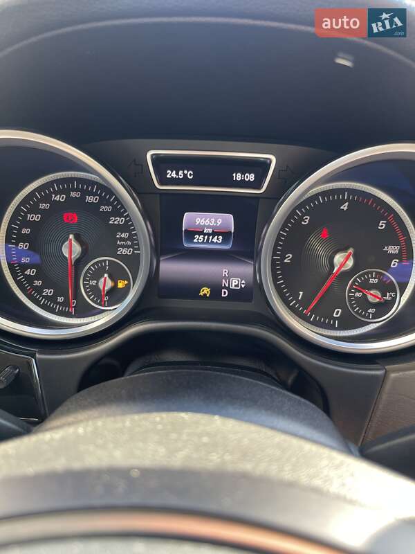 Внедорожник / Кроссовер Mercedes-Benz GLE-Class 2015 в Хмельницком