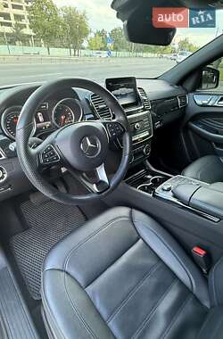 Внедорожник / Кроссовер Mercedes-Benz GLE-Class 2018 в 