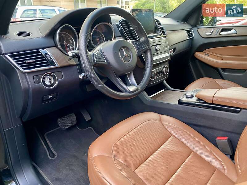 Внедорожник / Кроссовер Mercedes-Benz GLE-Class 2016 в Киеве