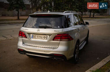 Внедорожник / Кроссовер Mercedes-Benz GLE-Class 2016 в 