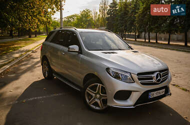 Внедорожник / Кроссовер Mercedes-Benz GLE-Class 2016 в 