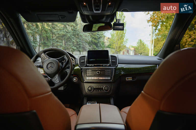 Внедорожник / Кроссовер Mercedes-Benz GLE-Class 2016 в Николаеве