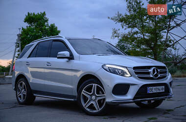 Внедорожник / Кроссовер Mercedes-Benz GLE-Class 2016 в 