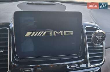 Внедорожник / Кроссовер Mercedes-Benz GLE-Class 2016 в 